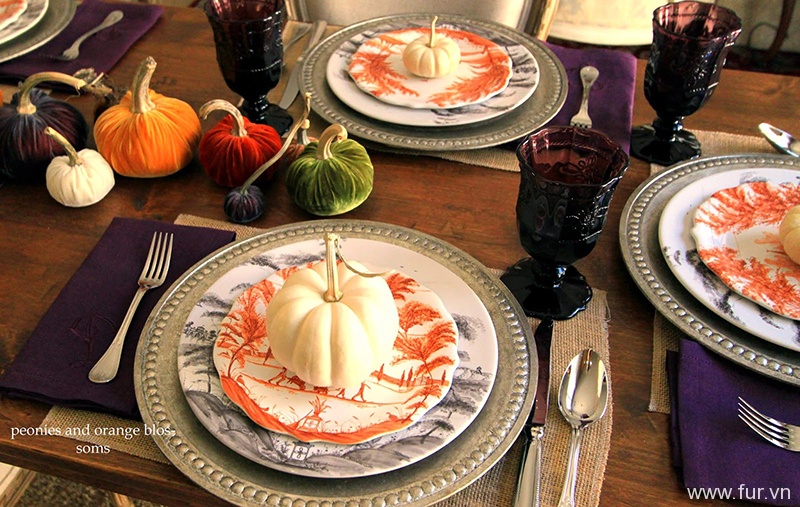 Thanksgiving Tablescape with Juliska and Pumpkins