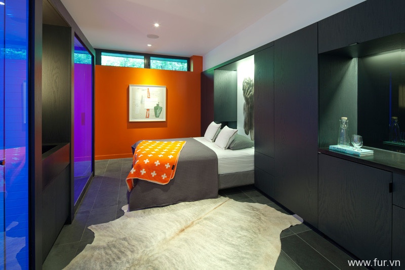 Murphy bed